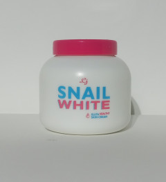Love Jojo Snail White Gluta Healthy Skin Cream (200G)
