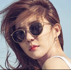 New Retro Circular small frame Trendy mens and womens metal sunglassess