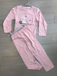 PM SWEET DREAMS Girls Pyjama set ( 7 to 10 Years) 