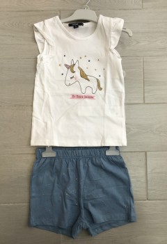 PM KIABI Girls T-shirt And Shorts Set (5 to 8 Years )