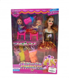 Identical Barbie Doll with Pretty Clothes and Lovely Dolls